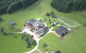 Hotel Schneeweiß Attersee